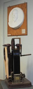 Dynamo-de-Gramme-musee-Hippolyte-Fontaine